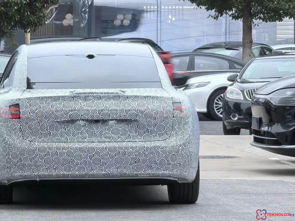 Huawei’nin ilk lüks elektrikli otomobili ne zaman geliyor? İşte tanıtım tarihi 1 Huawei’nin ilk lüks elektrikli otomobili ne zaman geliyor? İşte tanıtım tarihi