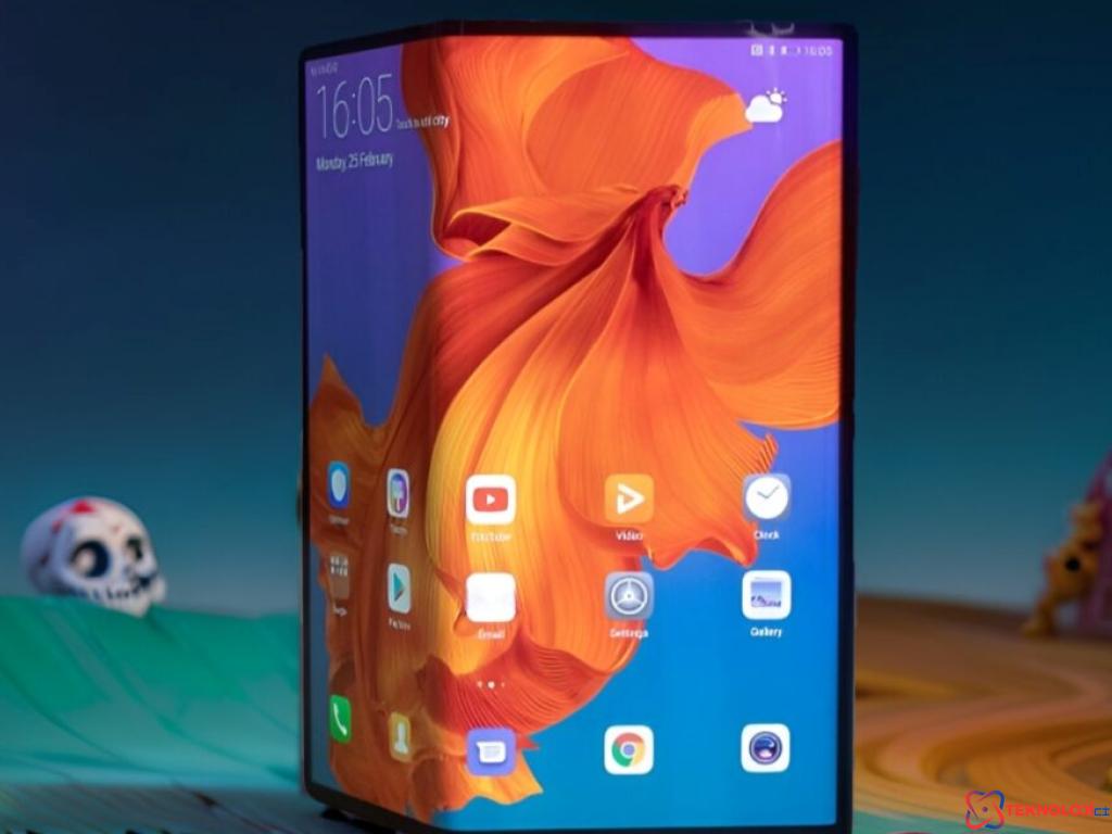 Huawei, Katlanabilir Telefon Arenasında Üçe Katlanabilir Bir Model Üzerinde Çalışıyor