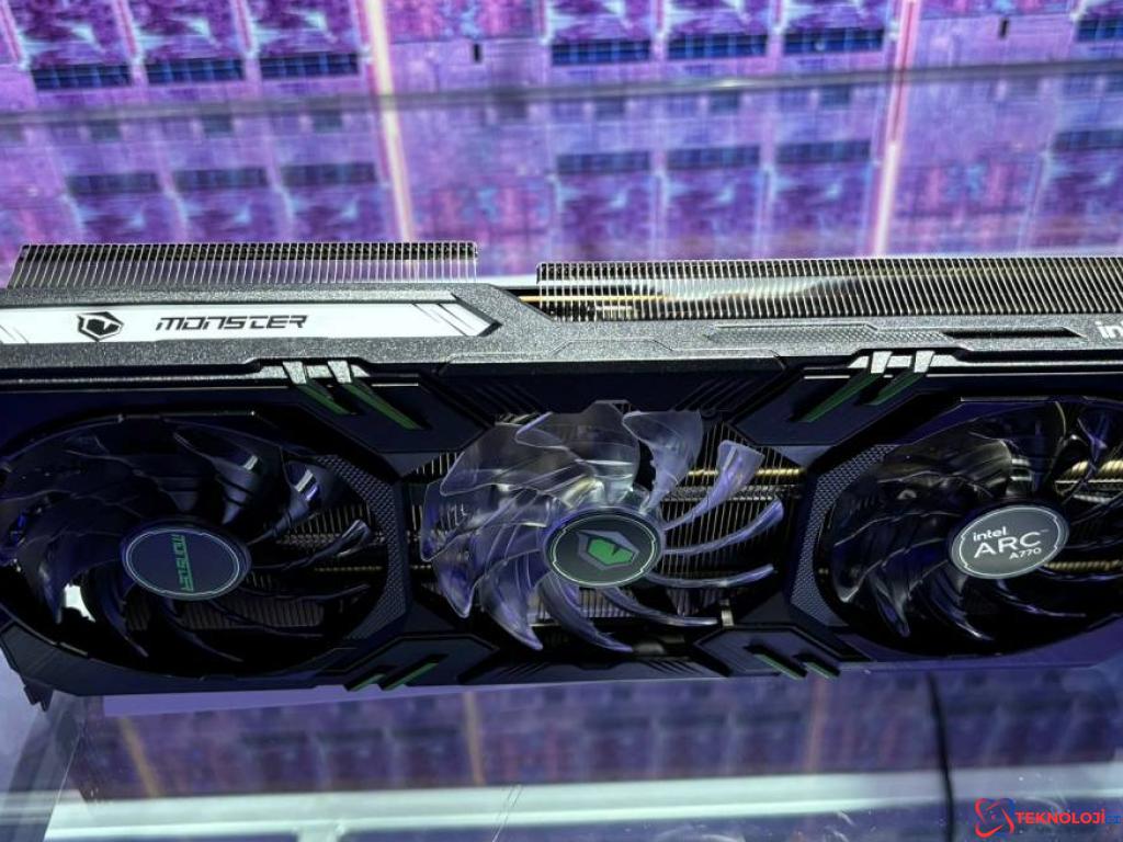 Intel, Arc Serisi Ekran Kartlarıyla Güçlü Bir Atılım Yapıyor