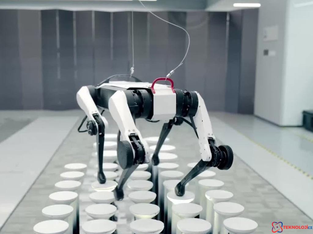 Tencent Robotics X'in Hayvan Benzeri Hareketler ile Çeviklik Sağlayan Yeni Robot Modellemesi
