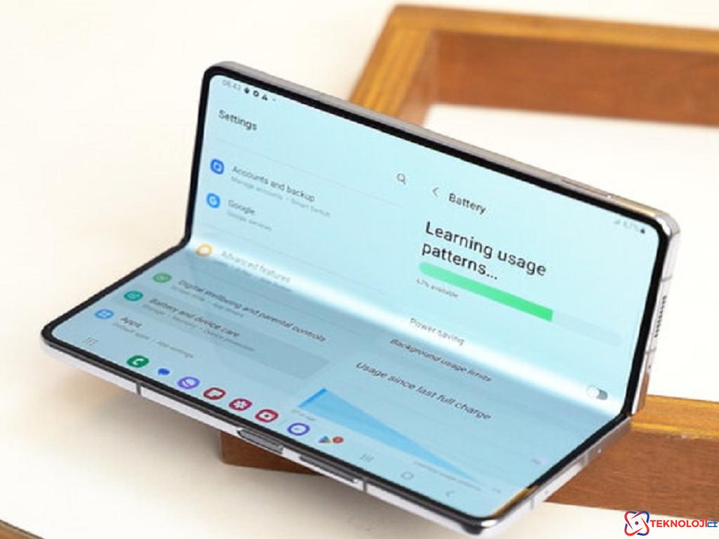 Samsung Galaxy Z Fold 6 Slim Titanyum Kasa ile Geliyor!