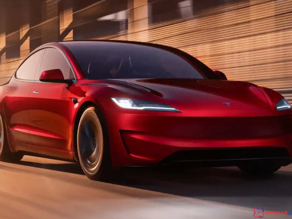 Model 3'ün Fiyat ve Versiyon Değişikliği