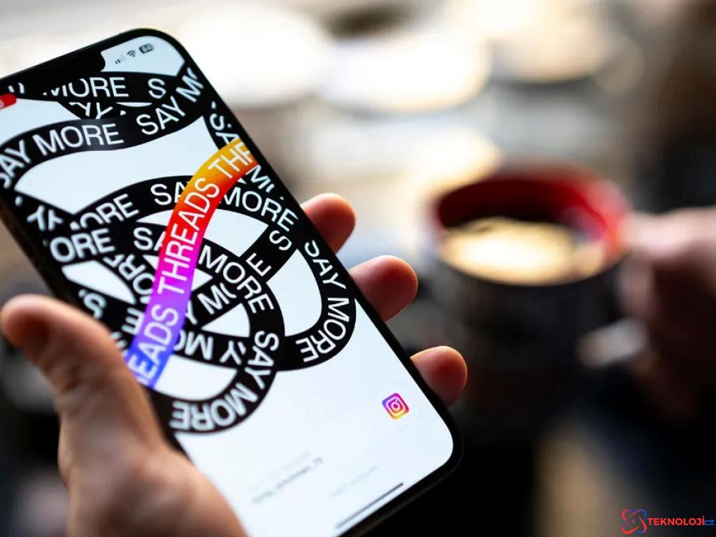 Ünlülerin Uçuşlarını Paylaşan Hesapların Askıya Alınması