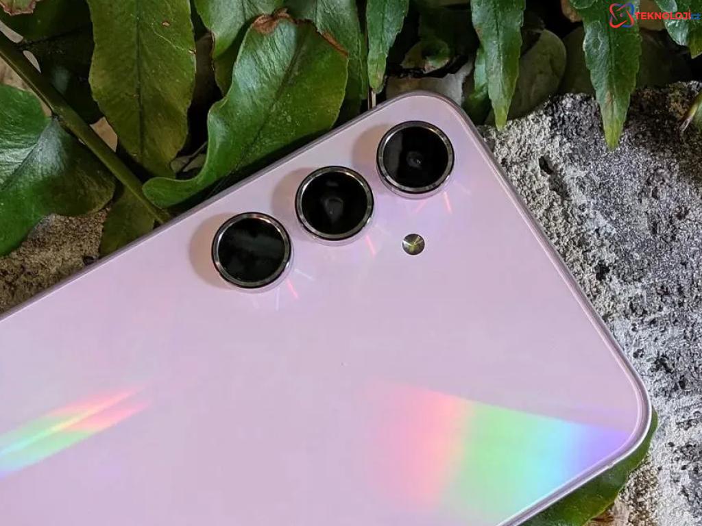 Galaxy M21 (2021) İçin Müjdeli Haber: Üç Yaşındaki Telefona Güncelleme Geldi!