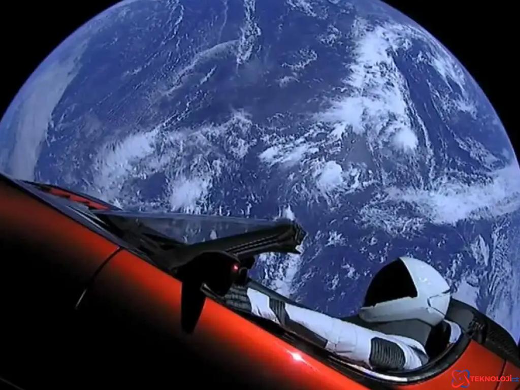 Musk'ın Uzaydaki Tesla'sı Geri mi Dönüyor?