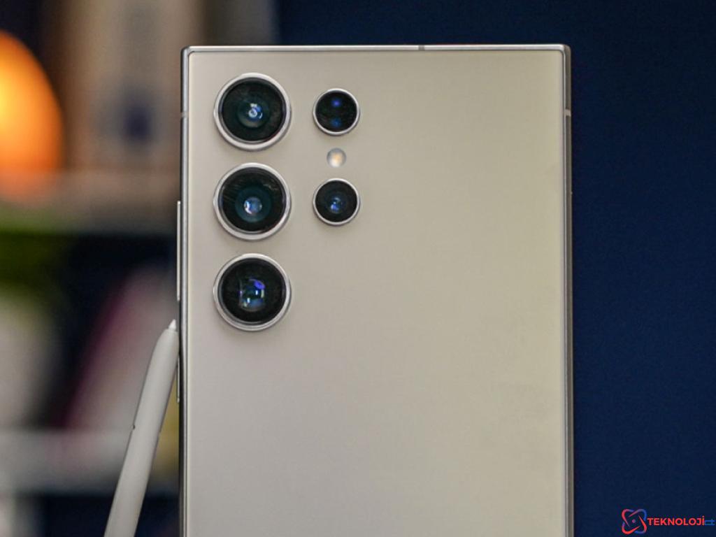 Galaxy S26 Ultra: Dört Kameradan Üçe Düşüş Mü?