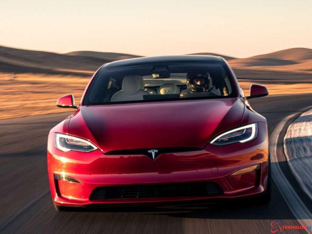 Tesla'dan Yapay Zeka Destekli Servis İyileştirmesi