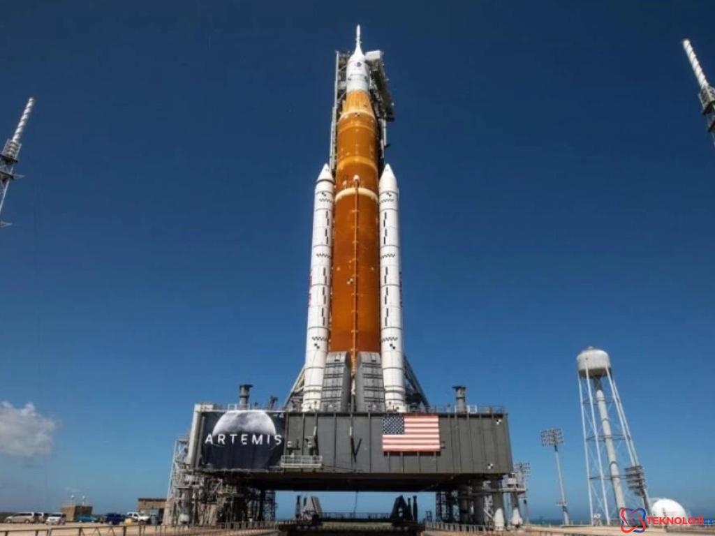 Ay’da Yaşamın Zorlukları ve Çözümleri