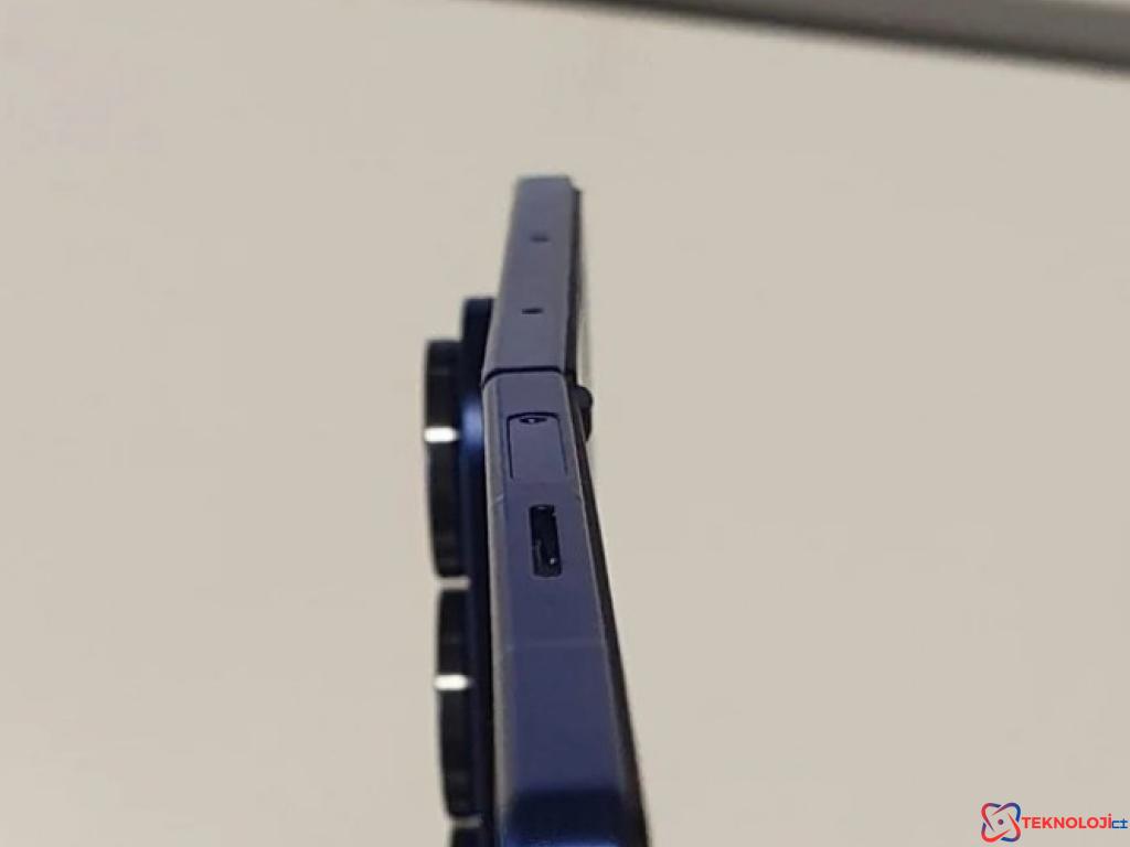 Galaxy Z Fold 7'de Menteşe Krizi: Katlanır Telefon, Katlanmaz Sorunlar mı Yaşıyor?