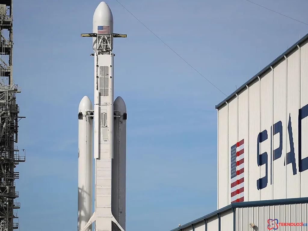 SpaceX'in Starship'in Onuncu Test Uçuşu: Zorluklar ve Beklentiler